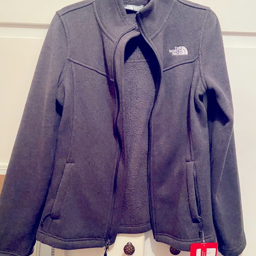 The NorthFace Zip Up Brand New Never Worn
